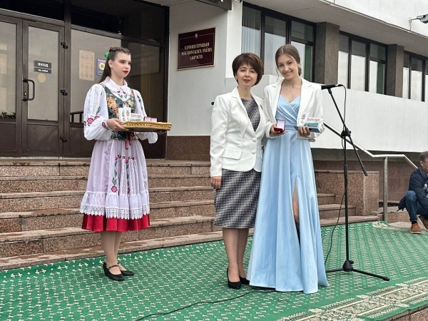 В Московском районе Бреста чествовали выпускников