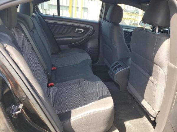 Тачка из США. Белорус купил сразу два битых Ford Taurus, чтоб сделать один. Узнали, сколько заплатил