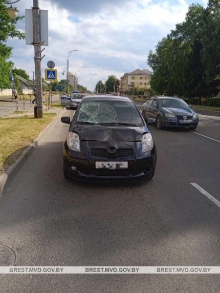 В Кобрине водитель Toyota сбил 15-летнего пешехода