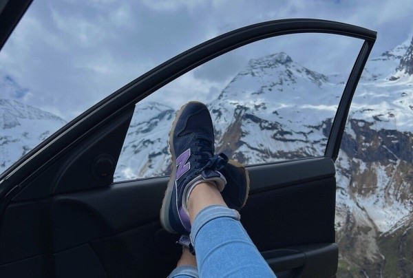 Белорусы потратили 3 000 евро в поездке по Европе на старенькой Mazda 3