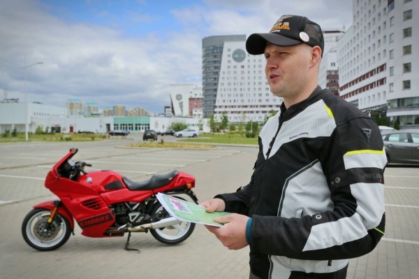 Белорус купил в США 27-летний мотоцикл BMW K1100 RS