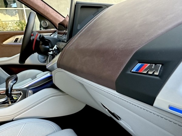 Самый дорогой и престижный кросс BMW: вот сколько за него просят в Беларуси Самый дорогой и престижный кросс BMW: вот сколько за него просят в Беларуси