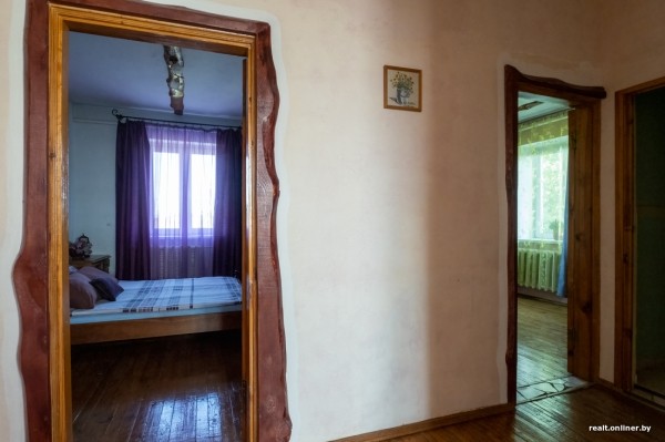 800 &laquo;квадратов&raquo; на одну семью. Побывали в домах, которые в 90-е строили на широкую ногу