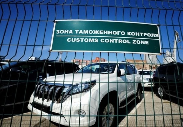 На какой срок можно временно ввозить машины в Беларусь без последствий? Напомнили в ГТК