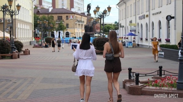 Средняя по Беларуси температура воздуха в июле была ниже климатической нормы