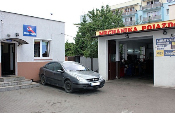 Белорусы, которые сменили белорусскую прописку на польскую, рассказали, в какую сумму обходится им обслуживание авто в соседней стране Белорусы, которые сменили белорусскую прописку на польскую, рассказали, в какую сумму обходится им обслуживание авто в соседней стране