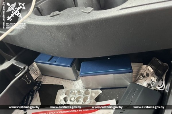 Брестские таможенники обнаружили спрятанные в грузовике 500 пуль