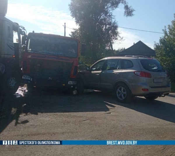 Два грузовика и Hyundai. Подробности ДТП в Ивановском районе Два грузовика и Hyundai. Подробности ДТП в Ивановском районе