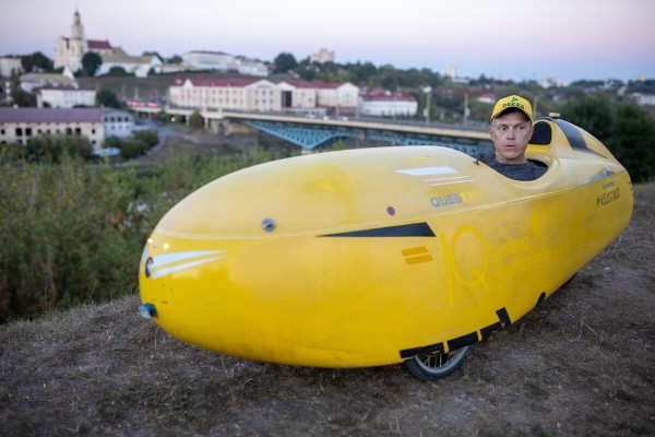 Крути педали! Белорус купил в Голландии веломобиль и вернулся на нём в Беларусь, проехав 1 600 км Крути педали! Белорус купил в Голландии веломобиль и вернулся на нём в Беларусь, проехав 1 600 км