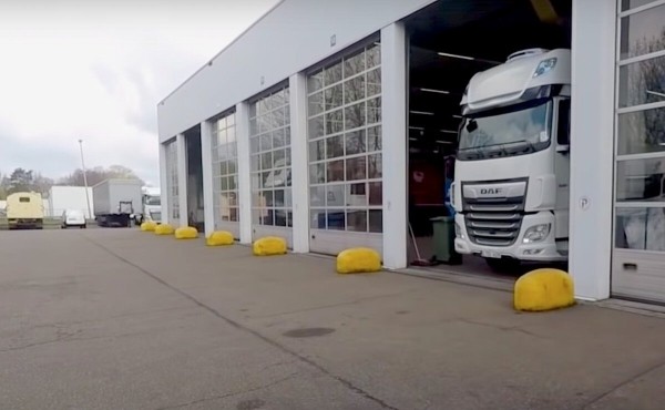 Клиентов ищет в интернете, на фуре работает сам! Как белорус начал бизнес по грузовым перевозкам в Польше Клиентов ищет в интернете, на фуре работает сам! Как белорус начал бизнес по грузовым перевозкам в Польше