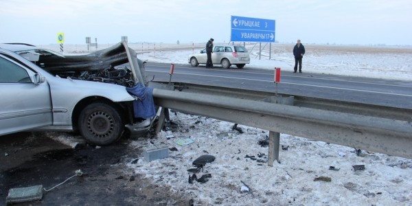 «Это не отбойник, это шампур»: что говорят белорусы о страшной аварии на трассе М6. Другие случаи и как решить проблему? «Это не отбойник, это шампур»: что говорят белорусы о страшной аварии на трассе М6. Другие случаи и как решить проблему?