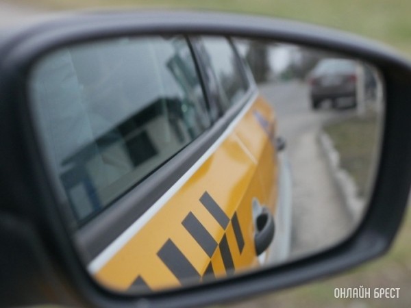 Rонфликт таксиста с пассажиром закончился уголовным делом Rонфликт таксиста с пассажиром закончился уголовным делом