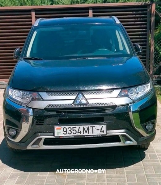 У белоруса в Варшаве угнали Mitsubishi: «Приехал на пару дней в гости – машина исчезла»