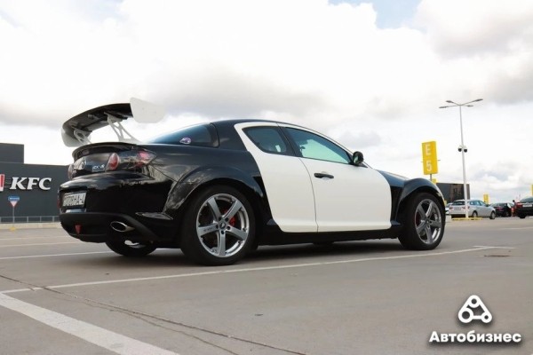 Была полицейской – сейчас немного Opel. Mazda RX-8 и ее необычная история Была полицейской – сейчас немного Opel. Mazda RX-8 и ее необычная история