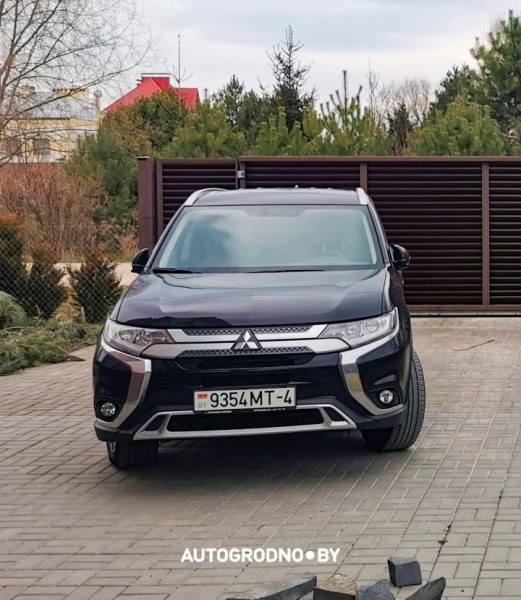 У белоруса в Варшаве угнали Mitsubishi: «Приехал на пару дней в гости – машина исчезла»