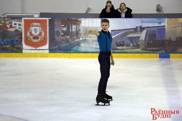 Фігурысты з розных куткоў краіны прыехалі ў Пружаны, каб пазмагацца за «Кубак Белавежскай пушчы» і пуцёўку на рэспубліканскія Алімпійскія дні моладзі Фігурысты з розных куткоў краіны прыехалі ў Пружаны, каб пазмагацца за «Кубак Белавежскай пушчы» і пуцёўку на рэспубліканскія Алімпійскія дні моладзі