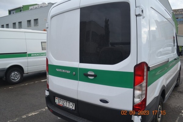 В Беларуси продают 25 инкассаторских машин. Вот сколько за них просят В Беларуси продают 25 инкассаторских машин. Вот сколько за них просят