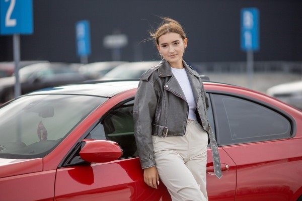 &laquo;Крутой подарок на ДР&raquo;: девушка из Гродно рассказала о своей BMW