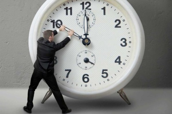 В ночь на 29 октября почти все страны-соседки Беларуси переведут часы