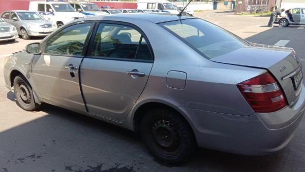 МВД выставило на продажу служебные Geely SC7 и другие авто. Вот какие ценники