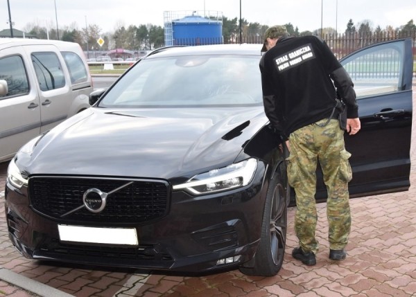Белорус пытался переехать границу на Volvo, угнанной в Германии. Сколько такая стоит?