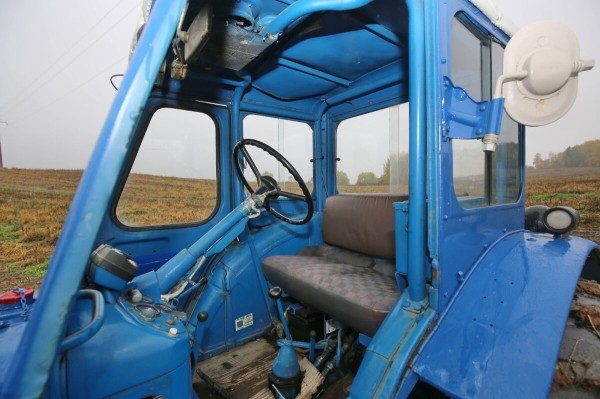 По полям, по полям синий трактор едет к нам! Белорус показал восстановленный МТЗ-50 1965 г. в.