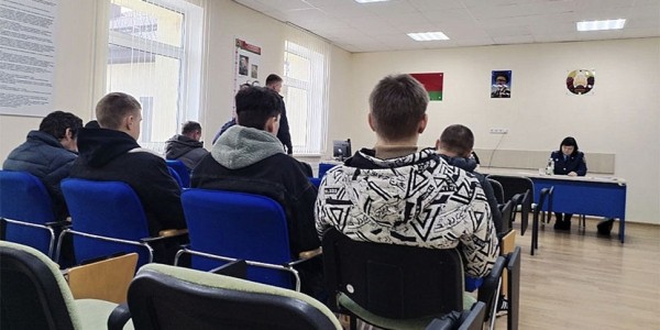 Мужчина неоднократно садился за руль без прав и получил солидный штраф Мужчина неоднократно садился за руль без прав и получил солидный штраф