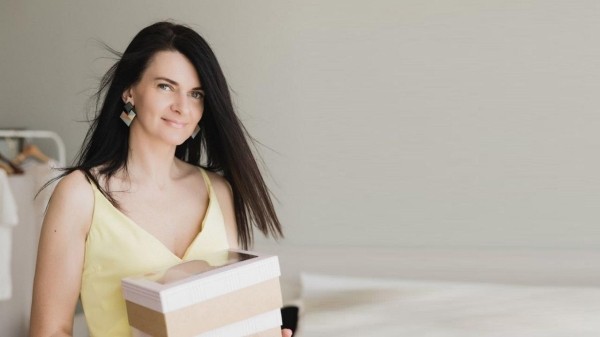 Днем – бухгалтер, вечером – кукольная фея. Как многодетная мама основала бренд необычных игрушек