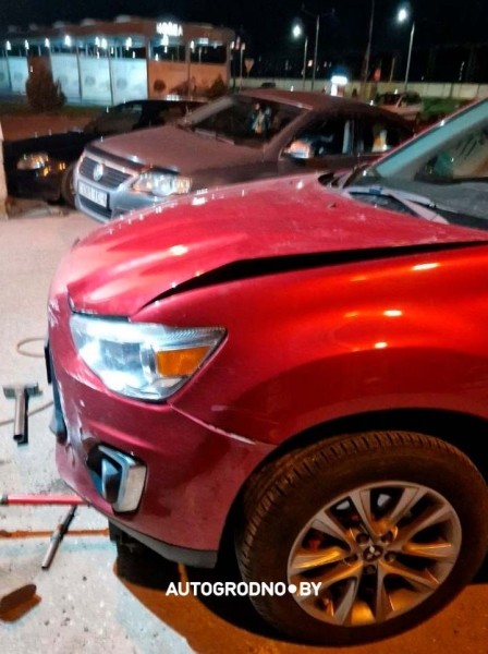 Автомобиль без водителя приехал на шиномонтаж в Гродно. Как так вышло?