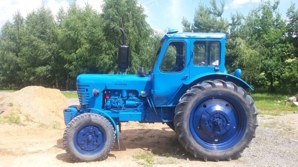 По полям, по полям синий трактор едет к нам! Белорус показал восстановленный МТЗ-50 1965 г. в.