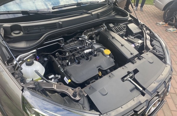 После ремонта на СТО автовладелец остался без документов на машину. Сервисмен: «Верну документы настоящему хозяину»