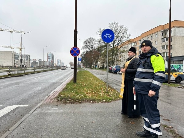 В Бресте освятили места, где произошли смертельные ДТП