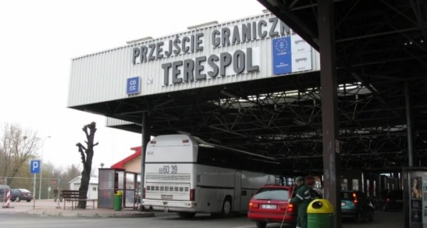 ГПК: за четыре дня меньше всего легковушек принял польский погранпереход «Тересполь» (сопредельный «Брест») ГПК: за четыре дня меньше всего легковушек принял польский погранпереход «Тересполь» (сопредельный «Брест»)