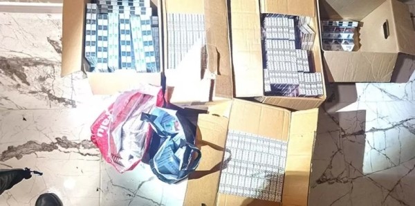 Литовец вез под капотом автомобиля белорусские сигареты. Не доехал