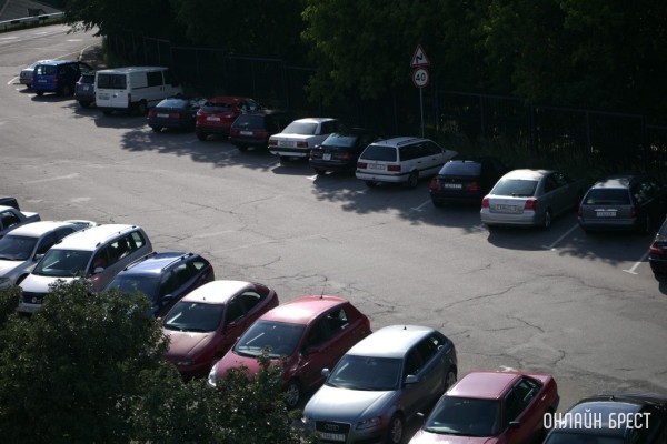 Беларусь вошла в топ-3 экспортеров бэушных авто в Россию Беларусь вошла в топ-3 экспортеров бэушных авто в Россию