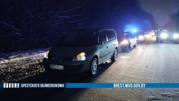 На Каменецком шоссе в Бресте произошло два ДТП. Стали известны подробности На Каменецком шоссе в Бресте произошло два ДТП. Стали известны подробности