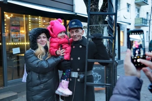 Один день из жизни брестского фонарщика