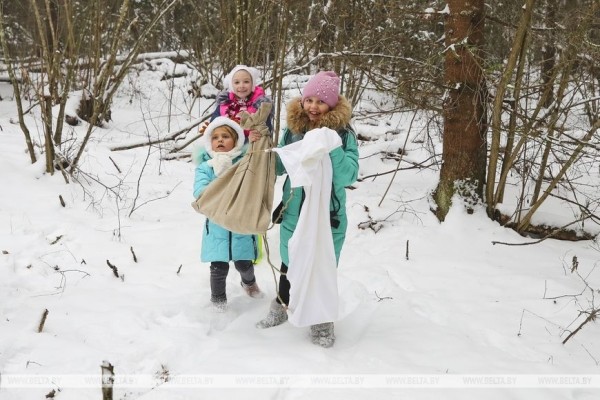Партизанский Дед Мороз всю зиму будет принимать гостей в Ивацевичском районе Партизанский Дед Мороз всю зиму будет принимать гостей в Ивацевичском районе