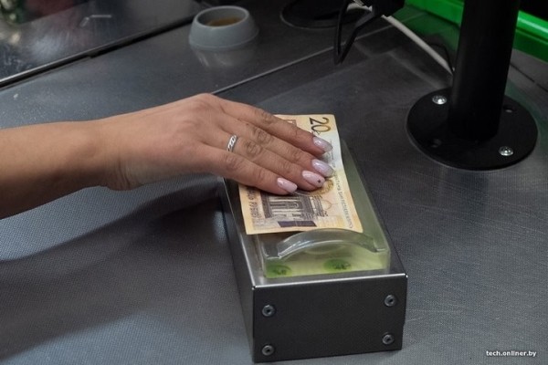 Задержана «Елена 20 рублей», которая просила деньги на продукты и такси