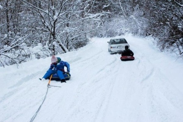 ГАИ: запрещено цеплять тюбинги к транспортным средствам