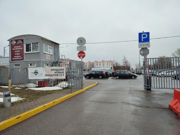 Год не может расстаться с машиной. Белорус продаёт 15-летний Volvo XC90, а никто не берёт! Почему? Год не может расстаться с машиной. Белорус продаёт 15-летний Volvo XC90, а никто не берёт! Почему?