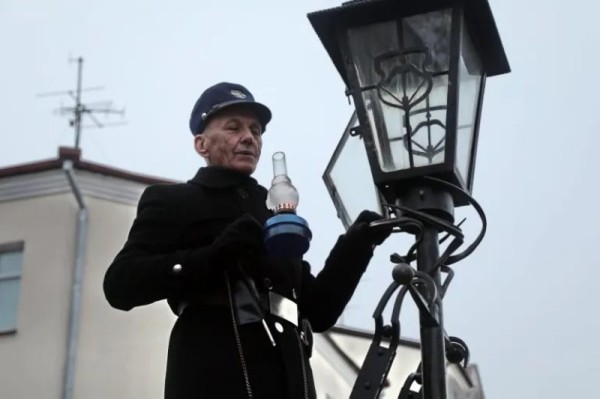 Один день из жизни брестского фонарщика