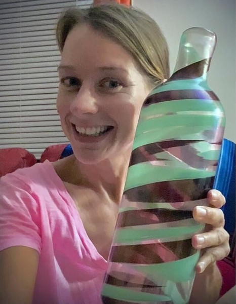 Девушка нашла в комиссионке старую вазу меньше чем за $4. Перепродала за $107 тысяч Девушка нашла в комиссионке старую вазу меньше чем за $4. Перепродала за $107 тысяч