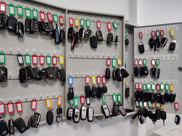 Этот «Пассат» в продаже уже несколько месяцев. И никто не звонит! Что не так с машиной? Этот «Пассат» в продаже уже несколько месяцев. И никто не звонит! Что не так с машиной?