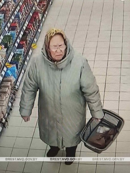 В Бресте разыскивают посетительницу ТРЦ «Варшавский» В Бресте разыскивают посетительницу ТРЦ «Варшавский»