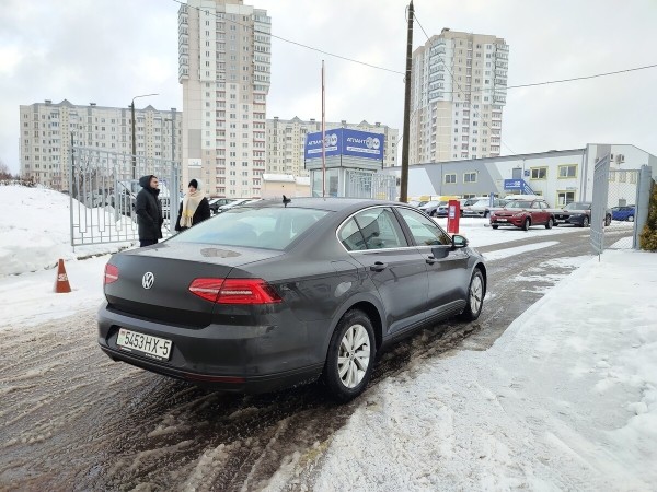 Этот «Пассат» в продаже уже несколько месяцев. И никто не звонит! Что не так с машиной? Этот «Пассат» в продаже уже несколько месяцев. И никто не звонит! Что не так с машиной?