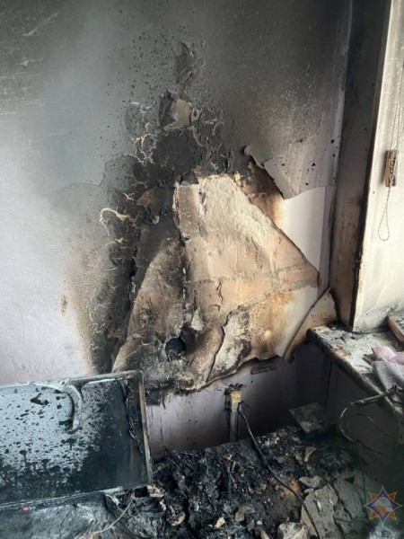 В Брестском районе произошел пожар в административном здании В Брестском районе произошел пожар в административном здании