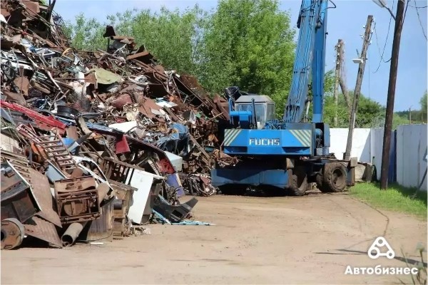 Музей «спасенных кузовов» под открытым небом есть в Дрогичине