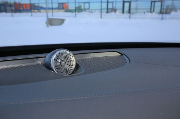 «ТО у дилера со всеми расходниками — 1 200 рублей». Белорус о владении 400-сильным гибридом Volvo XC90