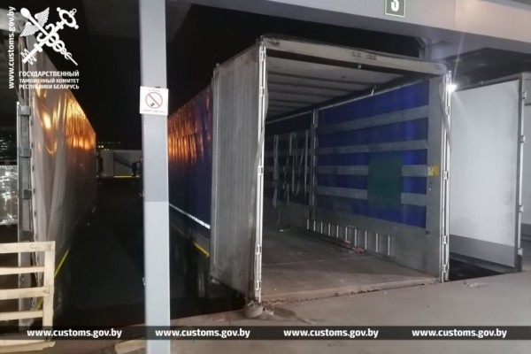 Почти полсотни кофемашин из Турции везли через «Козловичи» мимо таможни